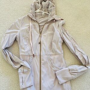 Women's pale pink
Lulu lemon hoodie